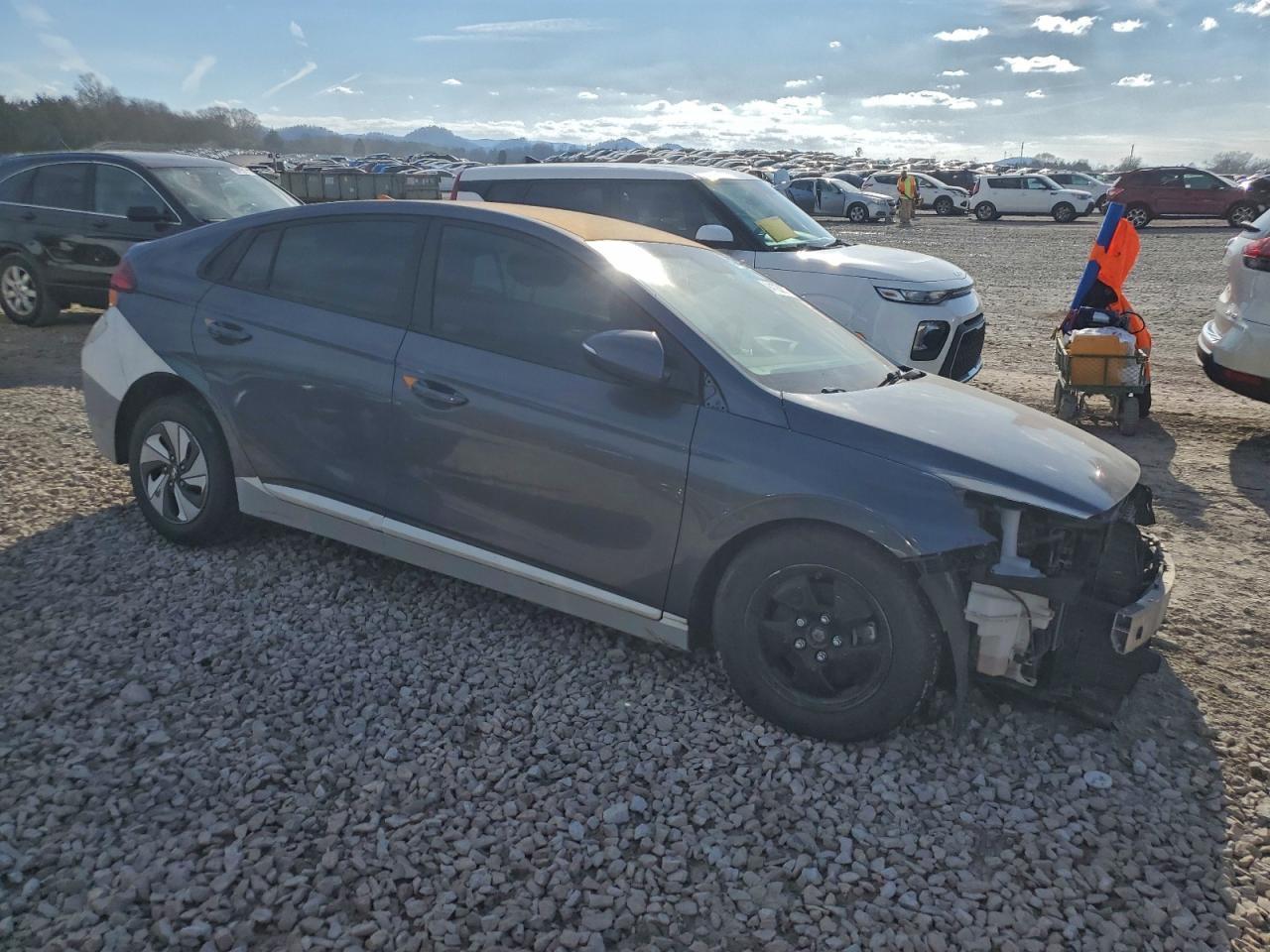 2017 Hyundai Ioniq Sel - Фото 4