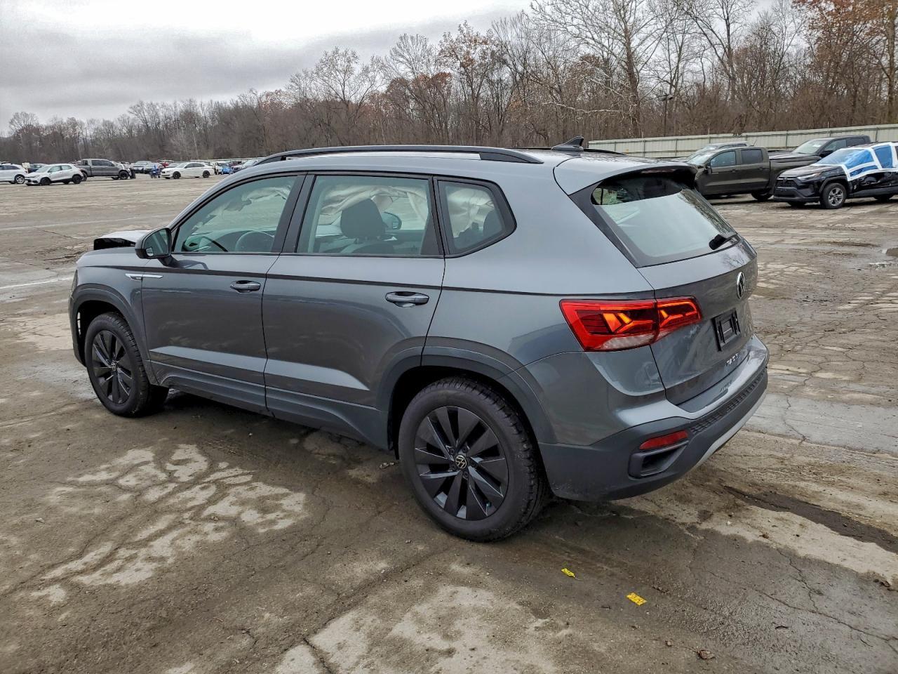 2022 Volkswagen Taos S - Image 2