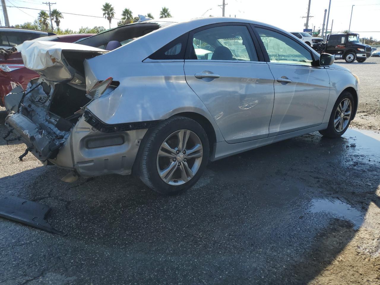 2012 Hyundai Sonata Gls - Фото 3