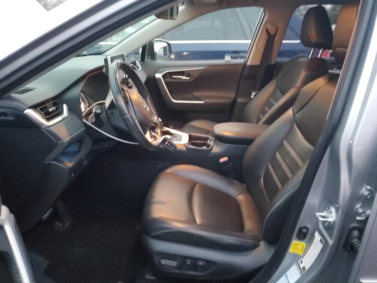 2019 Toyota Rav4 Limited - Фото 7