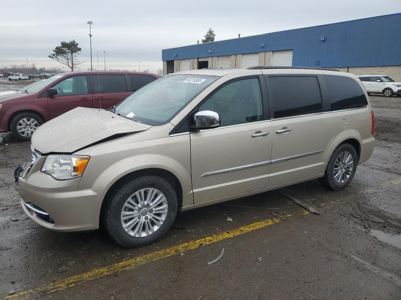 2013 Chrysler Town & Country Touring L