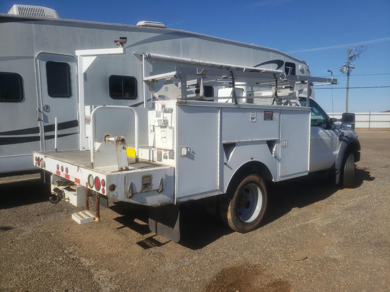 2008 Ford F450 Super Duty - Image 3