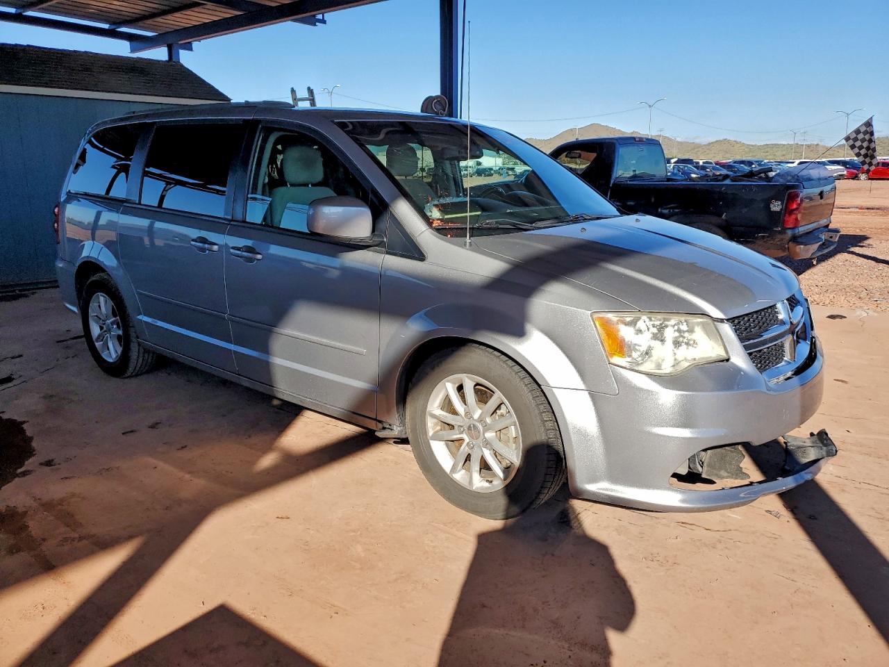 2013 Dodge Grand Caravan Sxt - Image 4