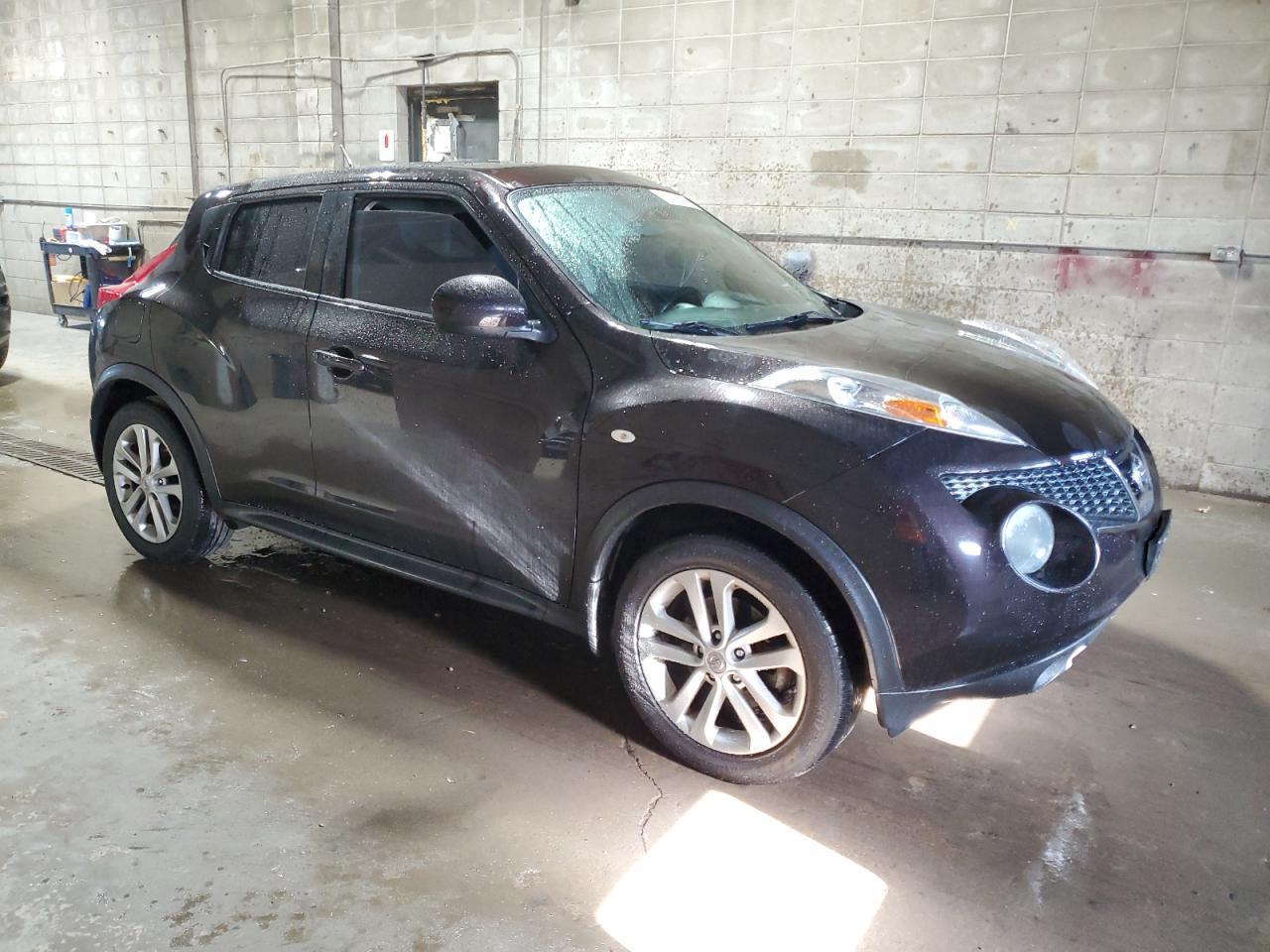 2014 Nissan Juke S - Фото 4