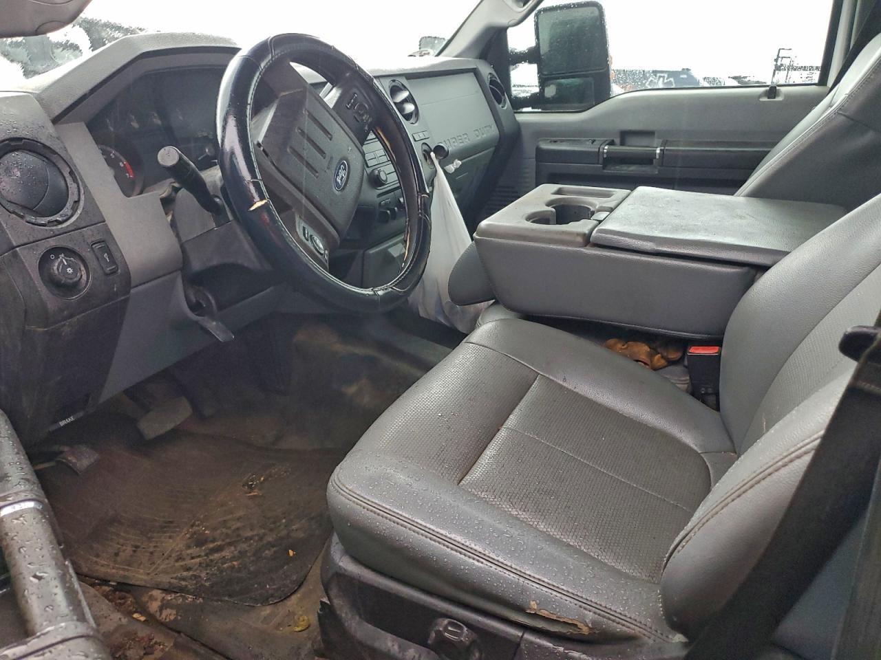 2015 Ford F350 Super Duty - Image 7