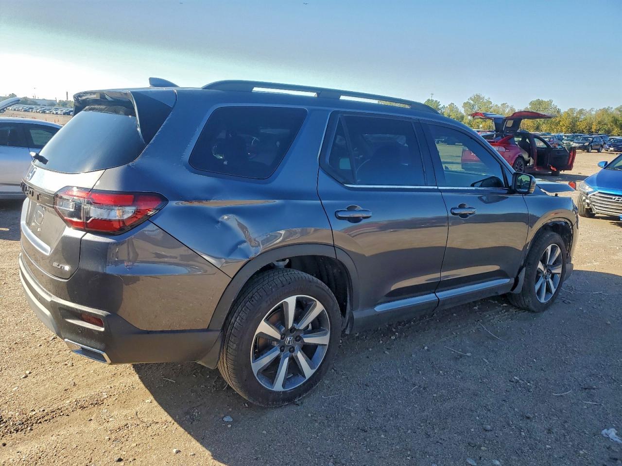 2025 Honda Pilot Elite - Фото 3