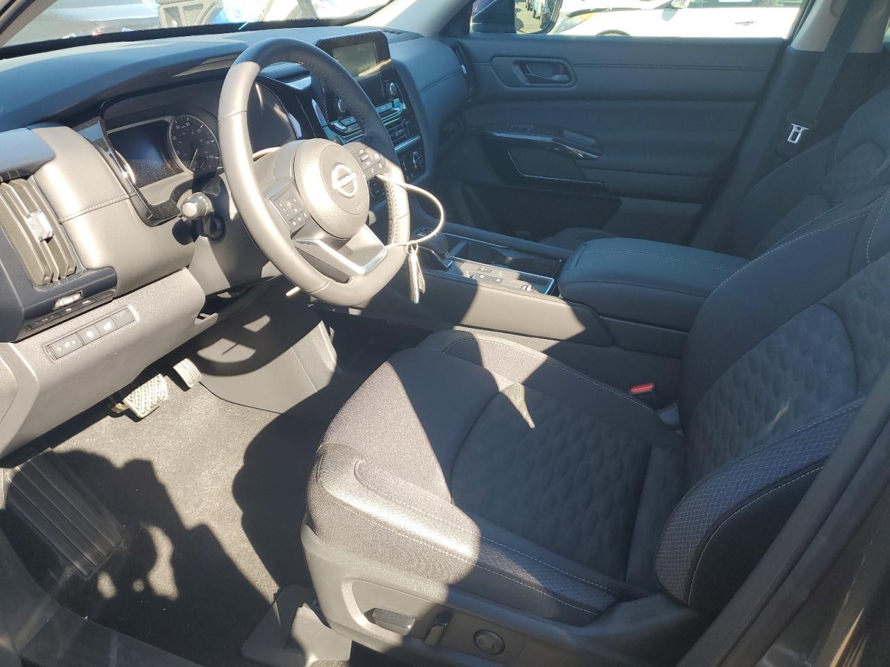 2025 Nissan Pathfinder Sv - Фото 7
