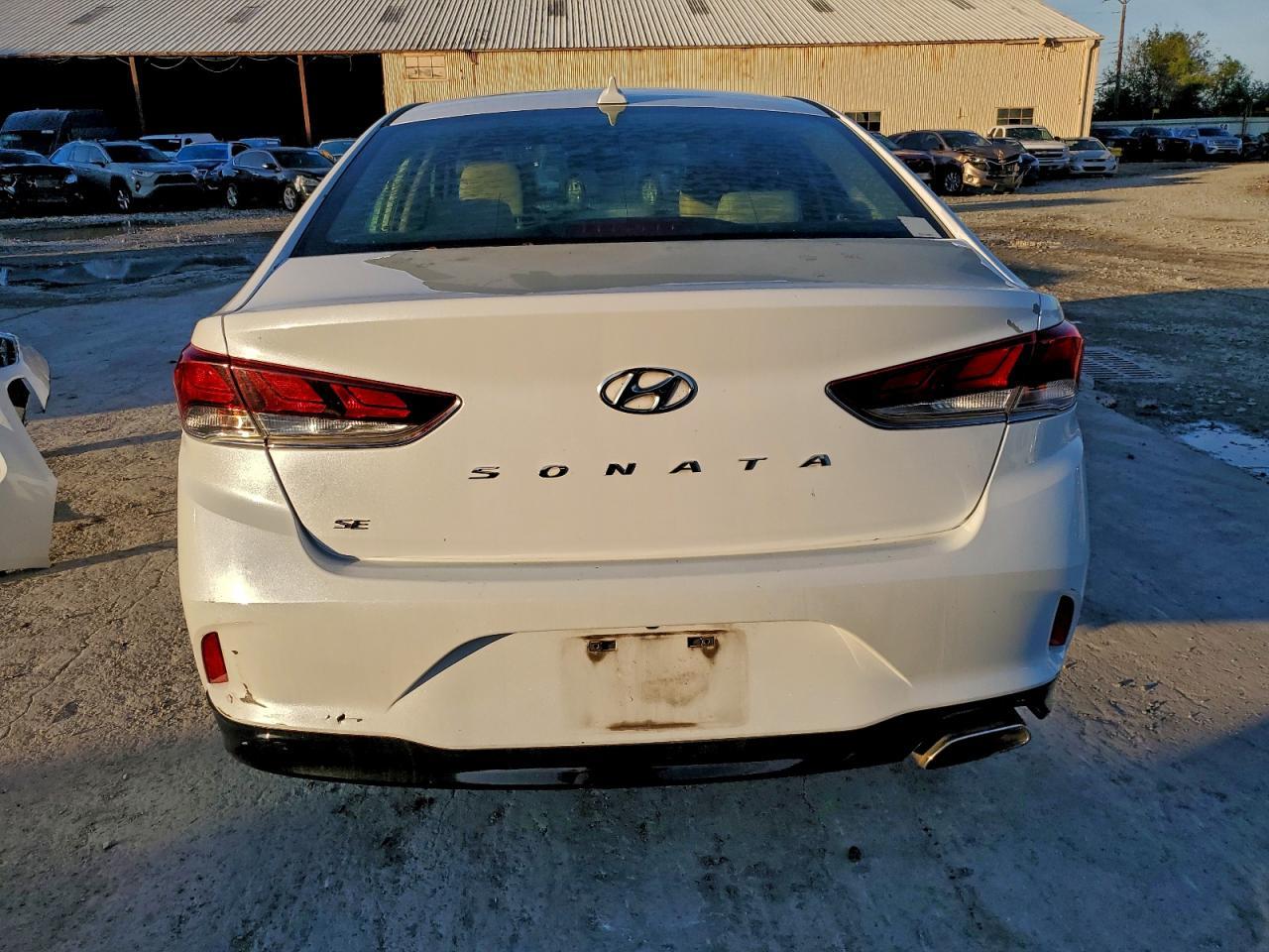 2018 Hyundai Sonata Se - Image 6