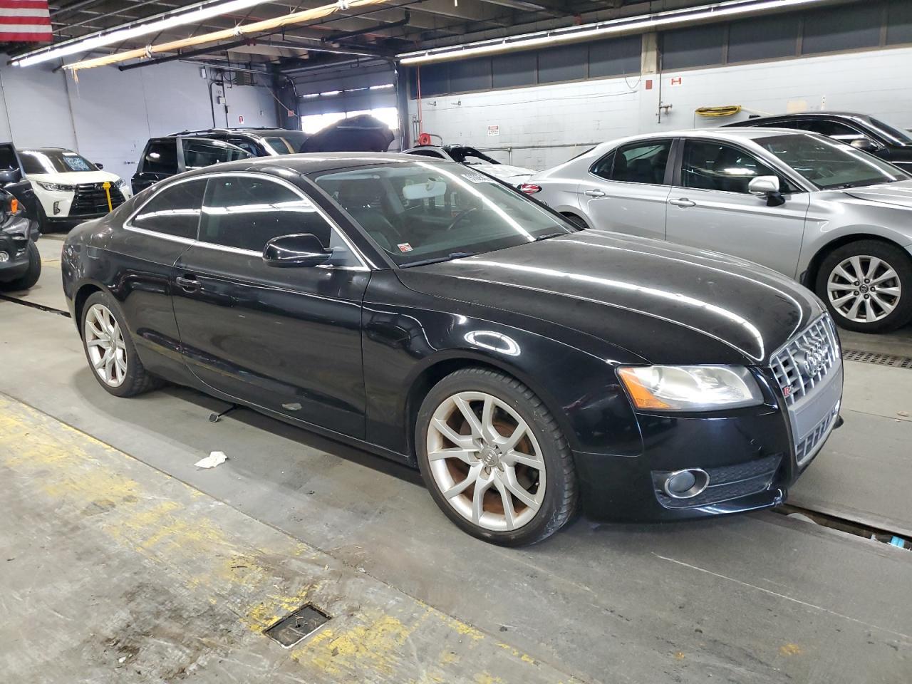 2010 Audi A5 Premium - Фото 4