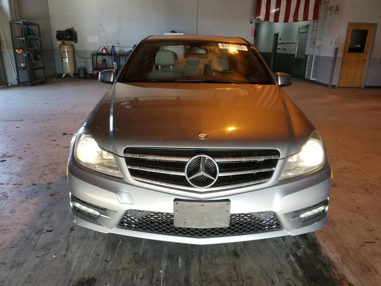 2014 Mercedes-Benz C 250 - Фото 5