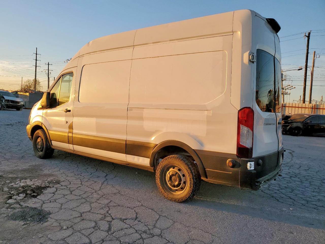 2019 Ford Transit T-250 - Image 2