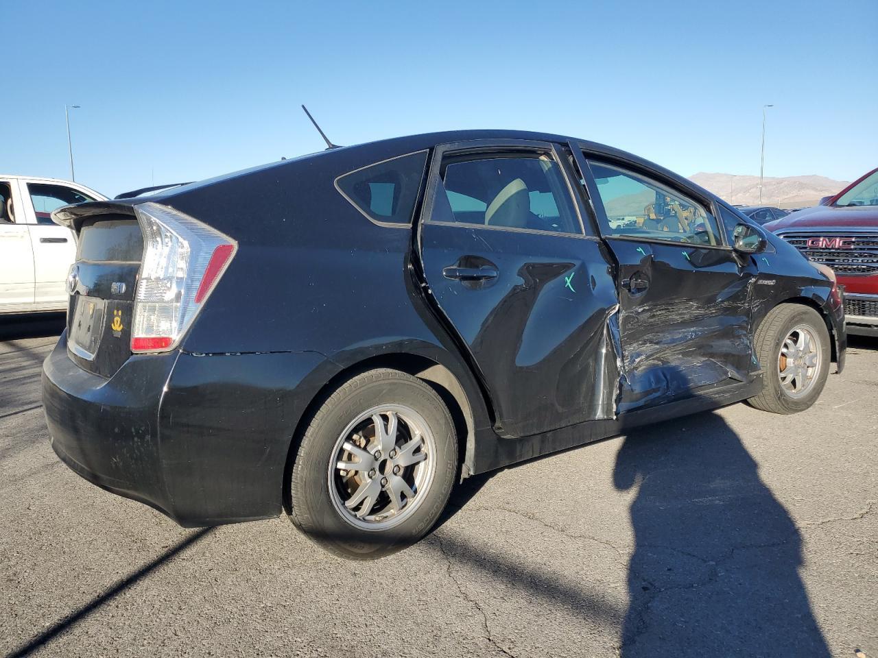 2011 Toyota Prius - Фото 3