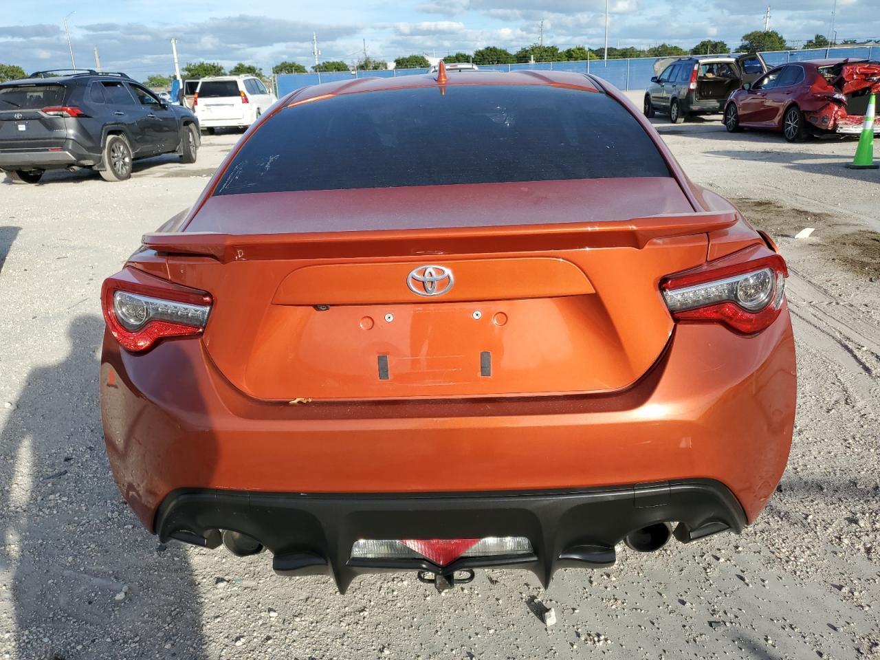 2017 Toyota 86 Base - Image 6