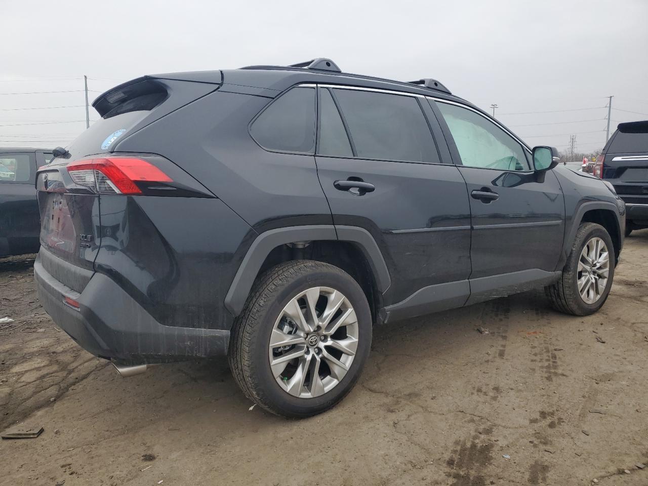 2025 Toyota Rav4 Xle Premium - Image 3