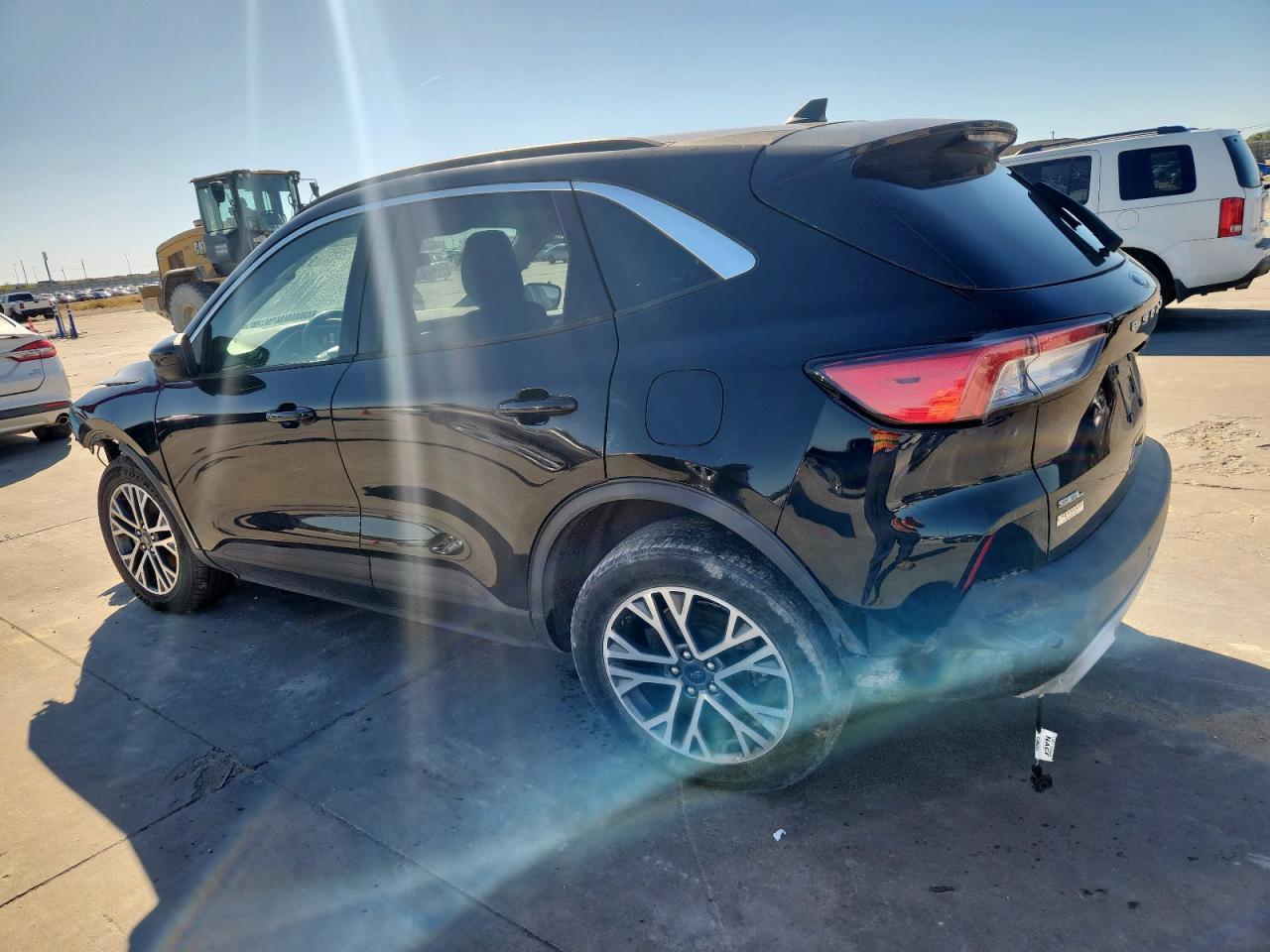 2021 Ford Escape Sel - Фото 2