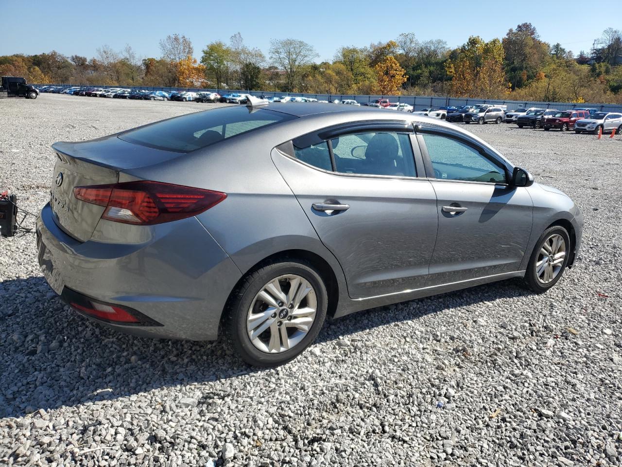 2020 Hyundai Elantra Sel - Фото 3