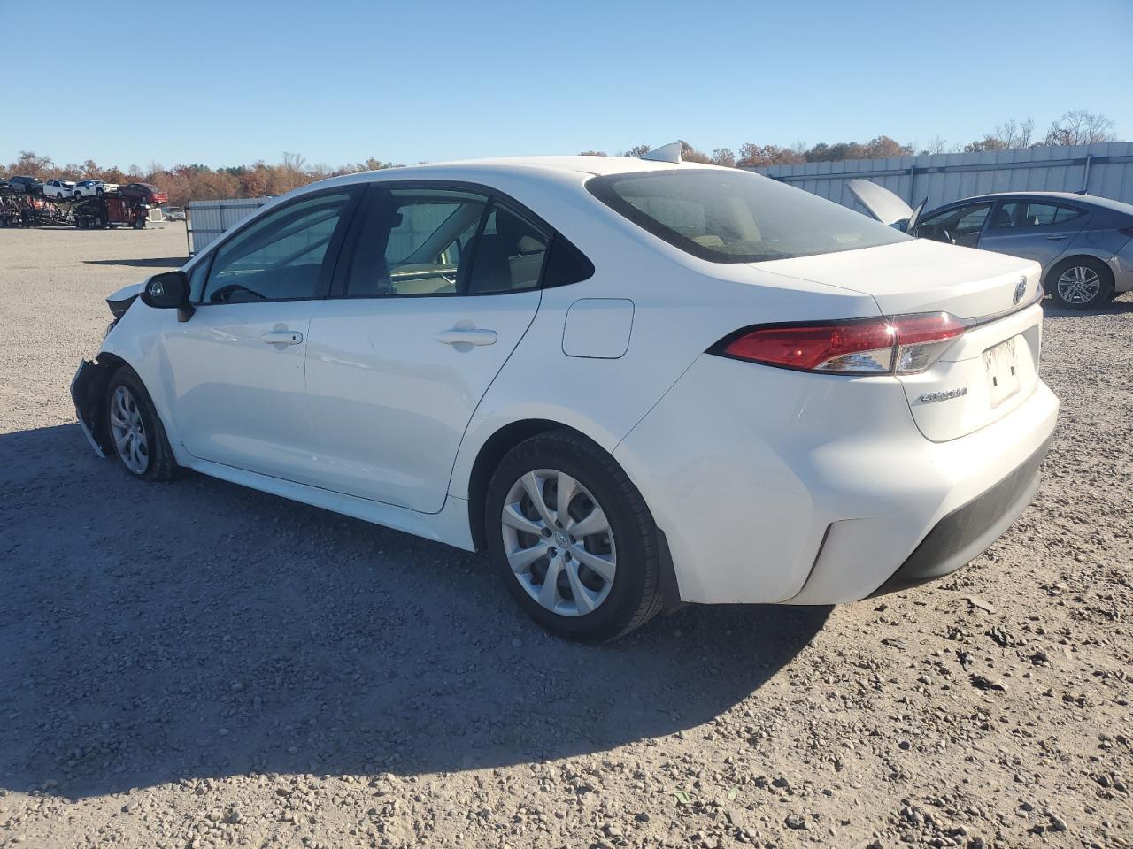 2024 Toyota Corolla Le - Фото 2