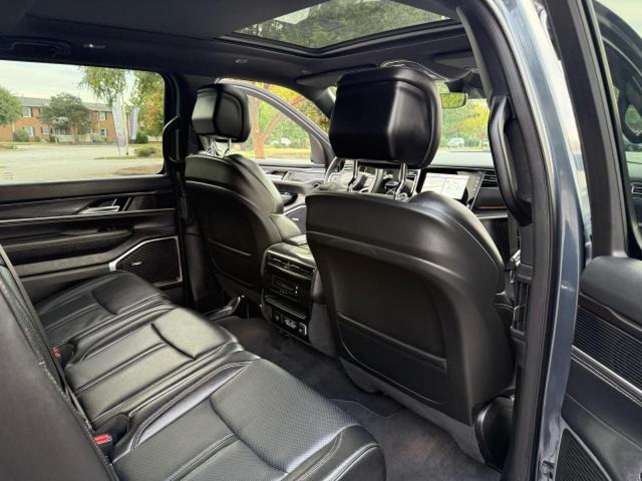 2024 Jeep Wagoneer Series I - Фото 6