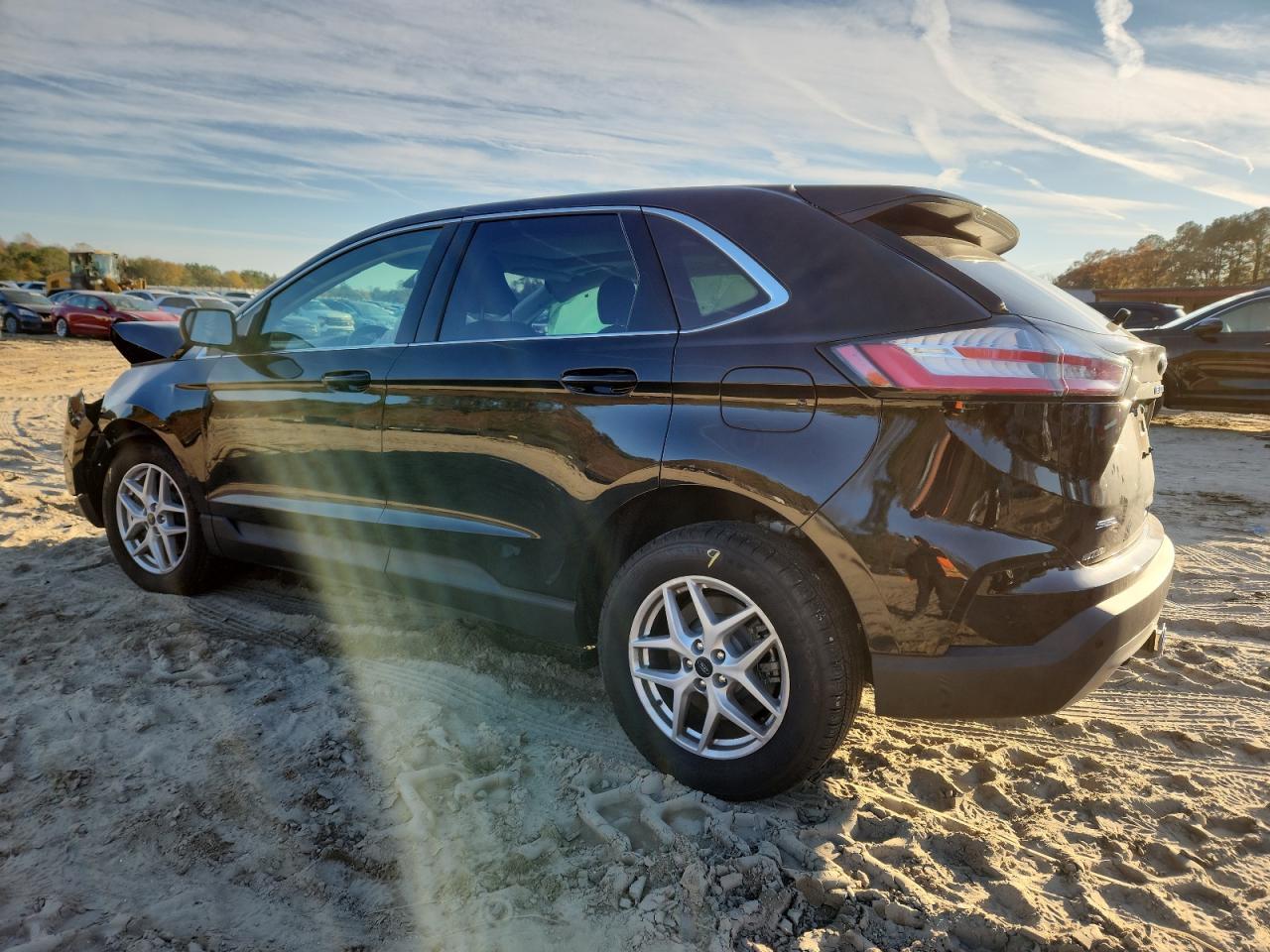 2024 Ford Edge Sel - Image 2