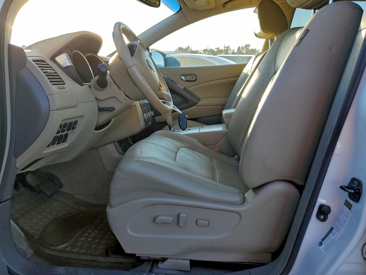 2012 Nissan Murano S - Image 7
