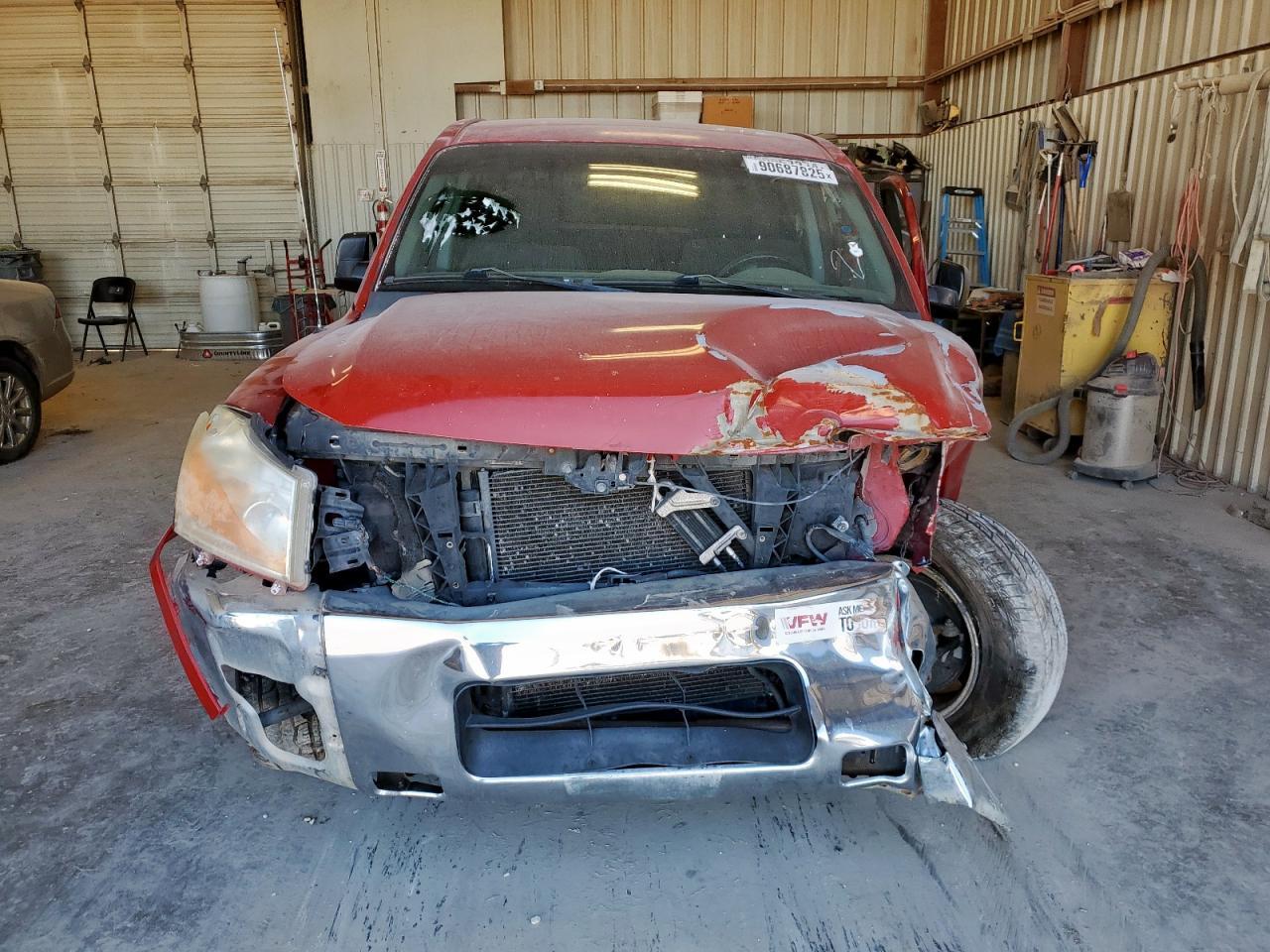 2011 Nissan Titan S - Фото 5