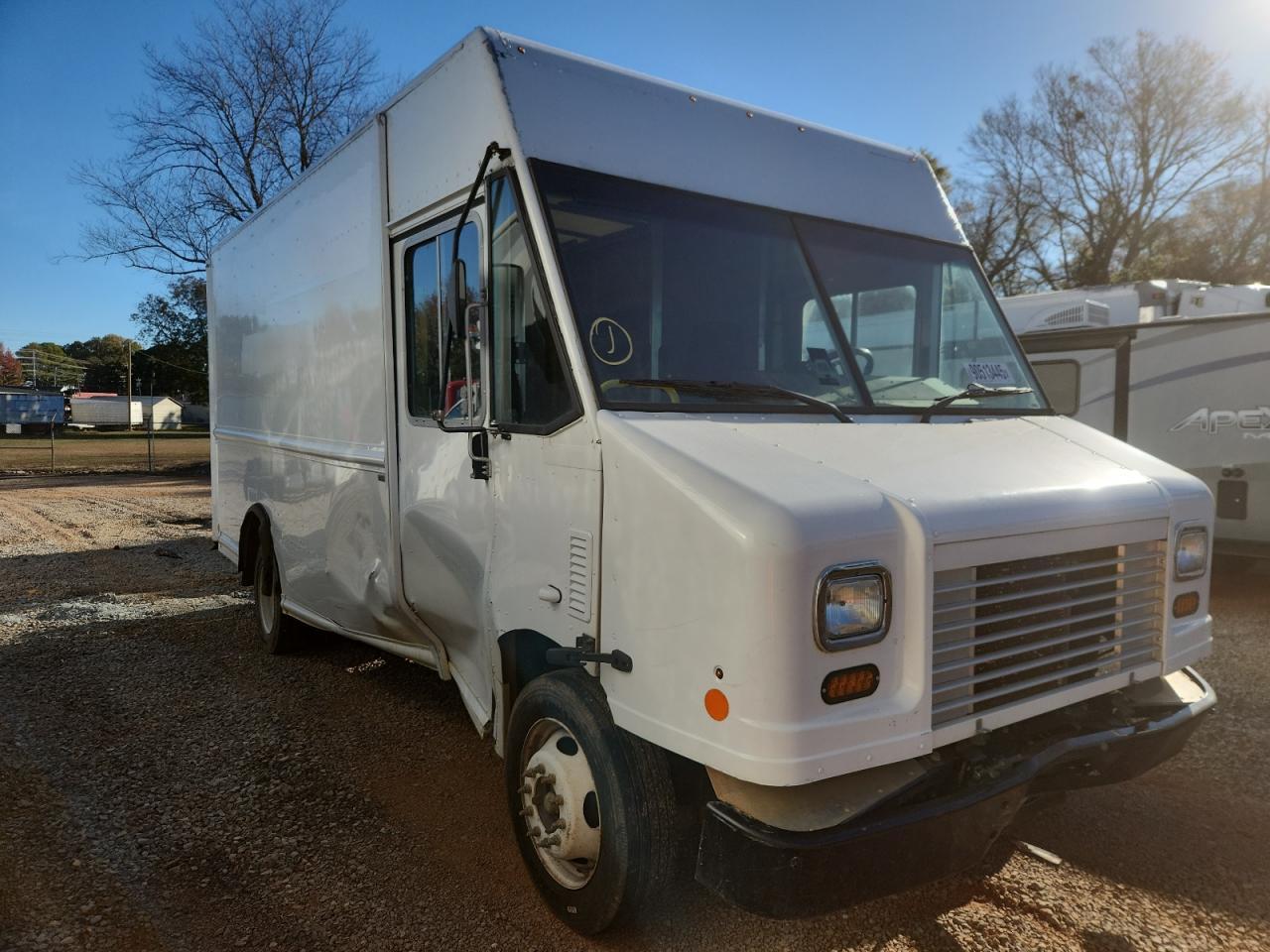 2022 Ford F550 Delivery Truck - Image 4