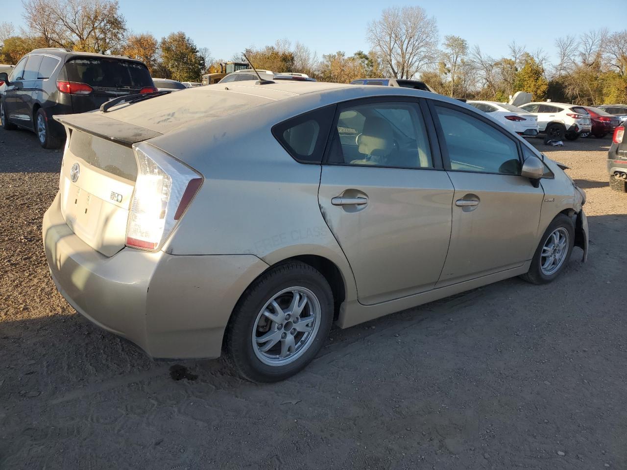 2010 Toyota Prius - Фото 3