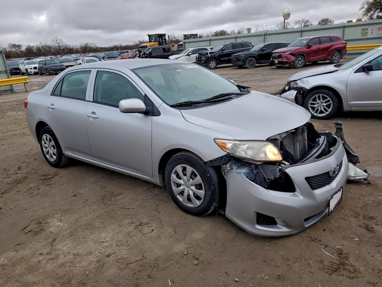 2010 Toyota Corolla Base - Фото 4