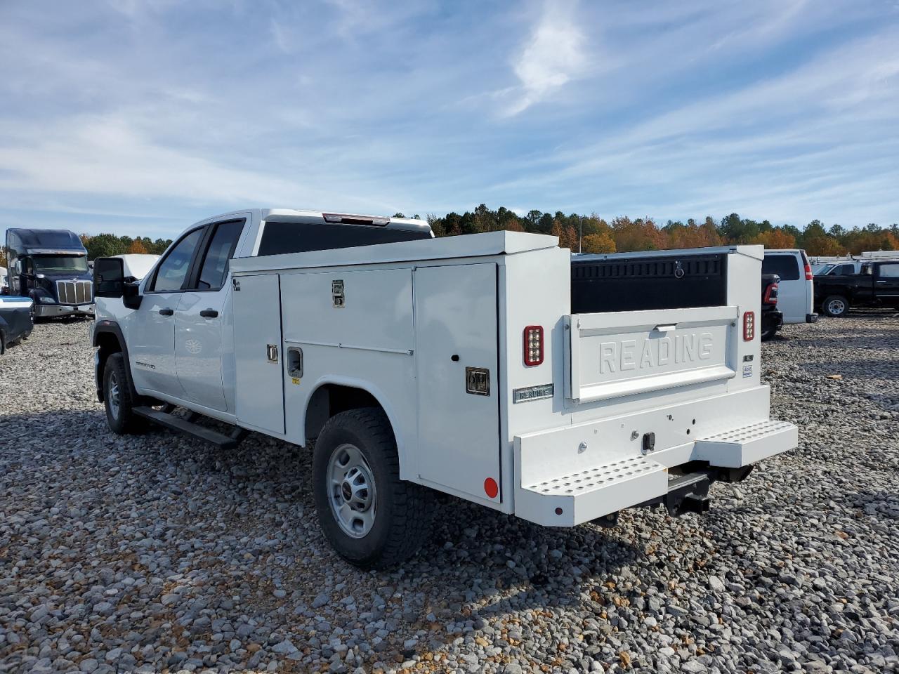 2020 GMC Sierra Utility / Service Truck - Image 2