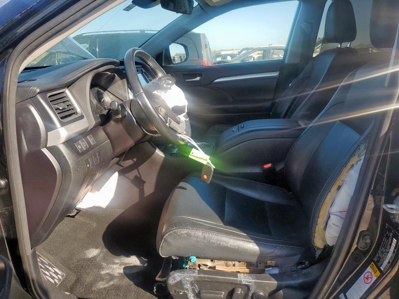 2018 Toyota Highlander Se - Image 7