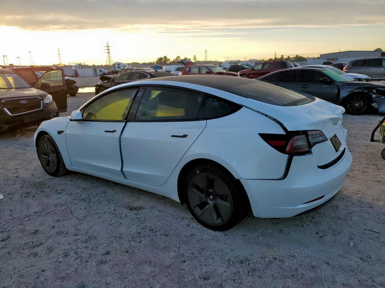 2023 Tesla Model 3 - Image 2