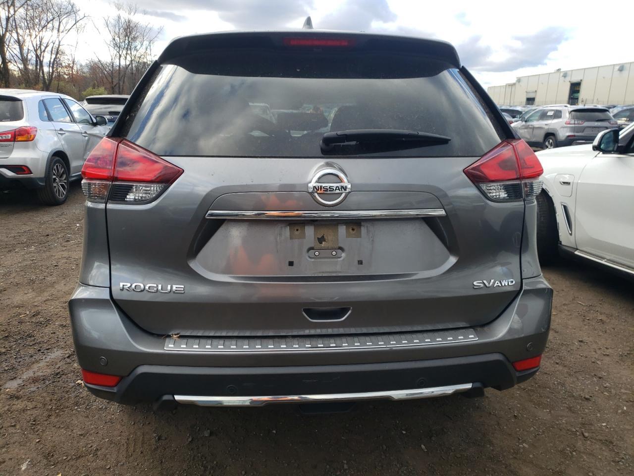 2019 Nissan Rogue S - Image 6