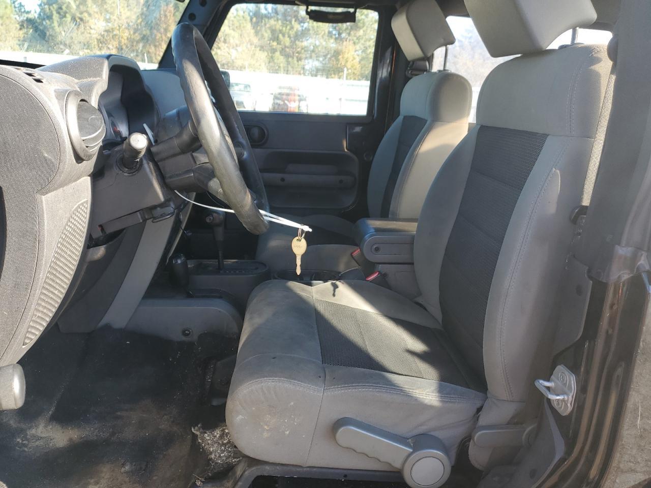 2010 Jeep Wrangler Sport - Фото 7