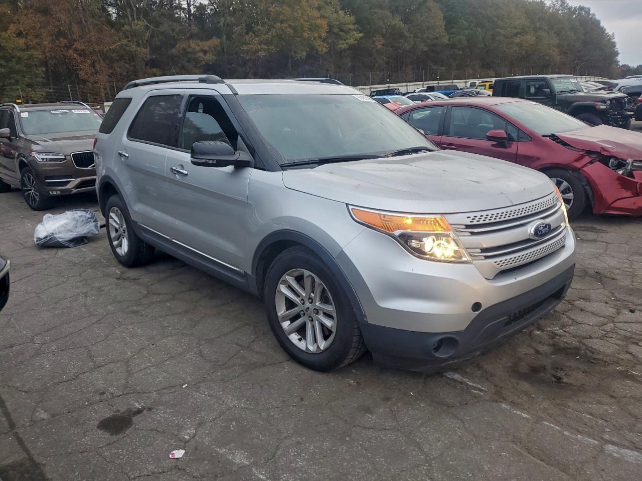 2015 Ford Explorer Xlt - Фото 4