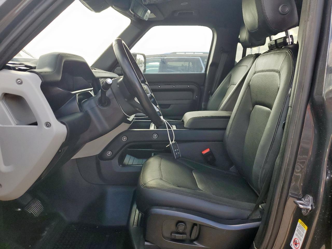 2024 Land Rover Defender 110 S - Фото 7