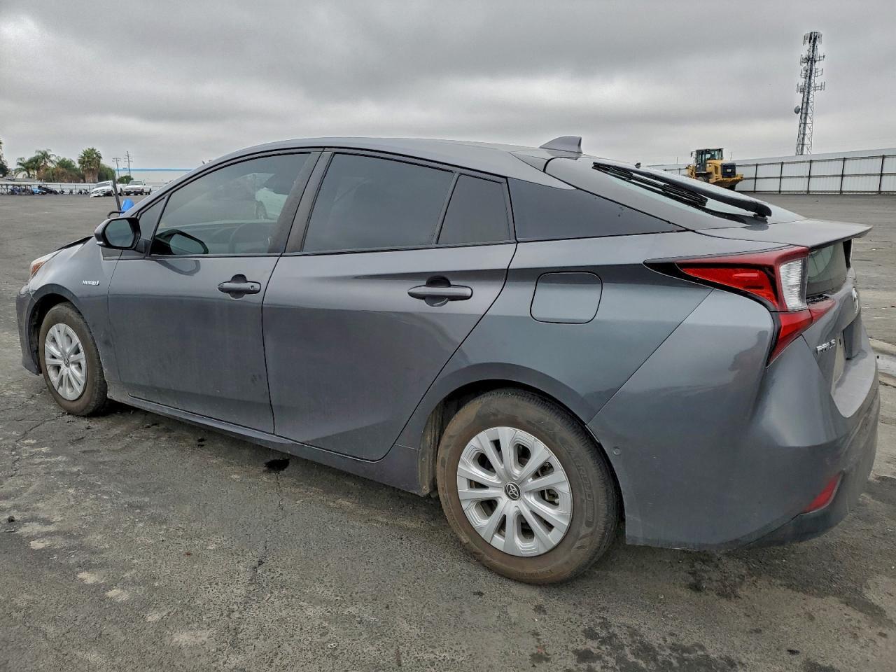 2022 Toyota Prius Night Shade - Фото 2