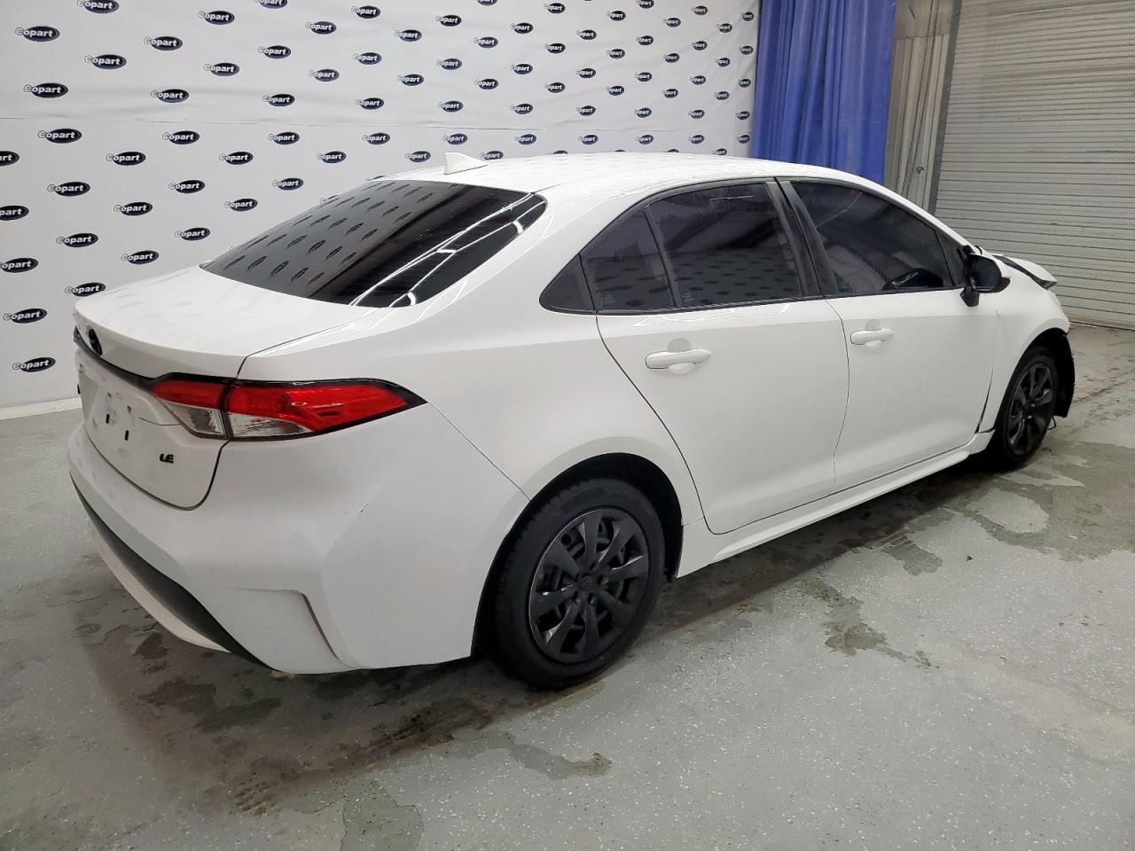 2021 Toyota Corolla Le - Image 3