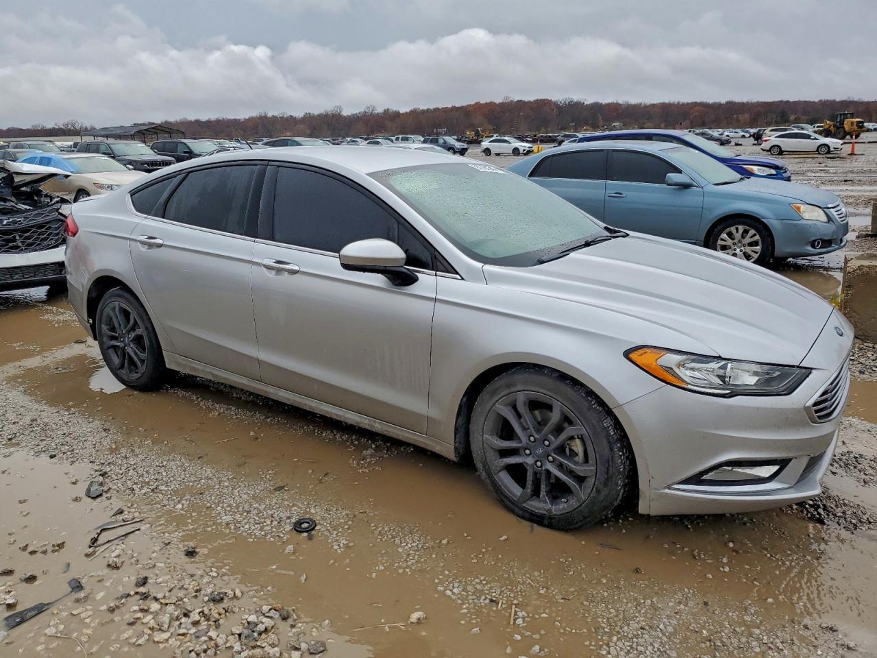 2018 Ford Fusion Se - Фото 4