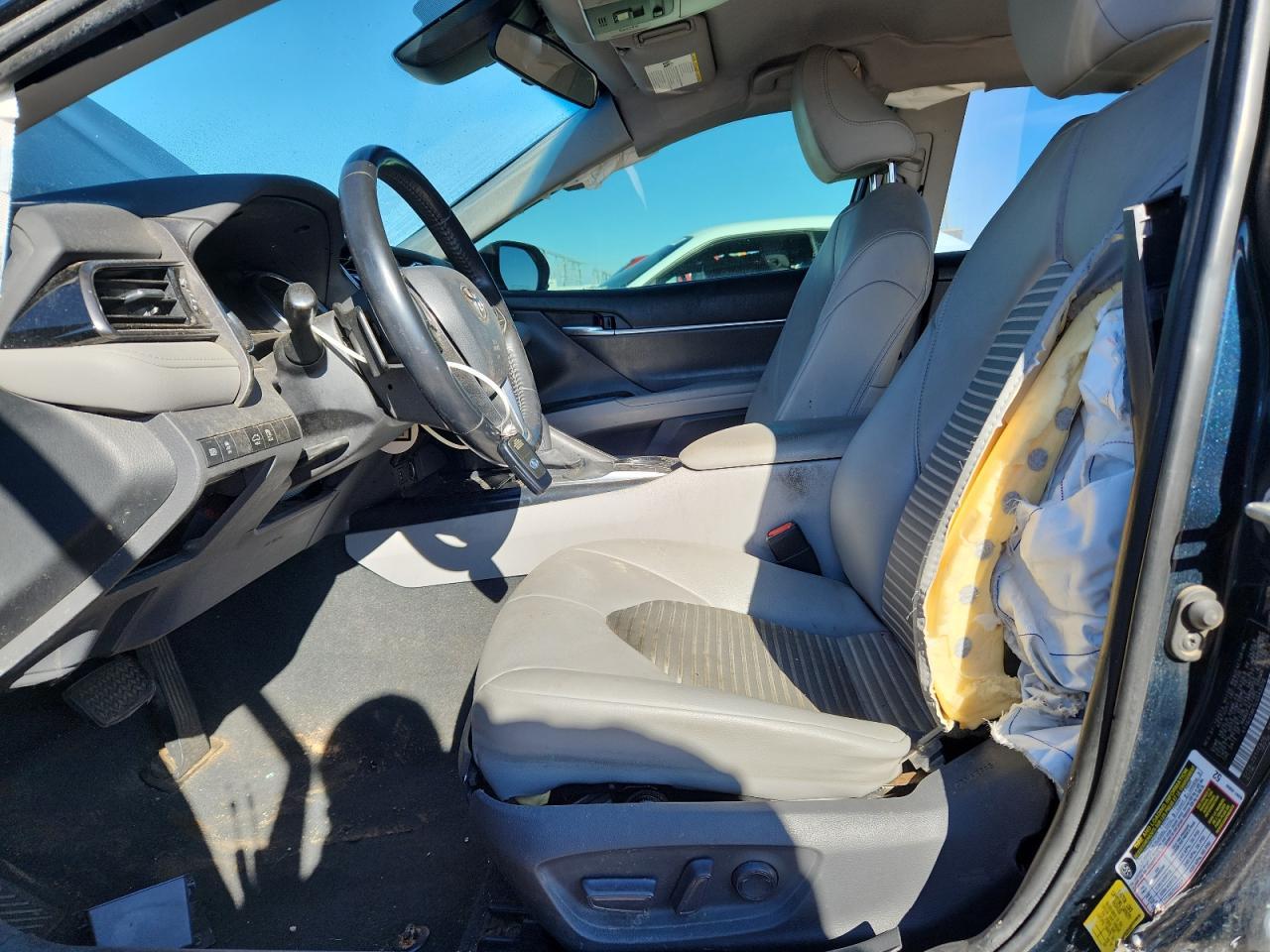 2020 Toyota Camry Se - Фото 7