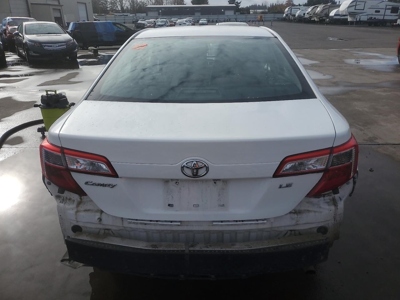 2012 Toyota Camry Base - Фото 6