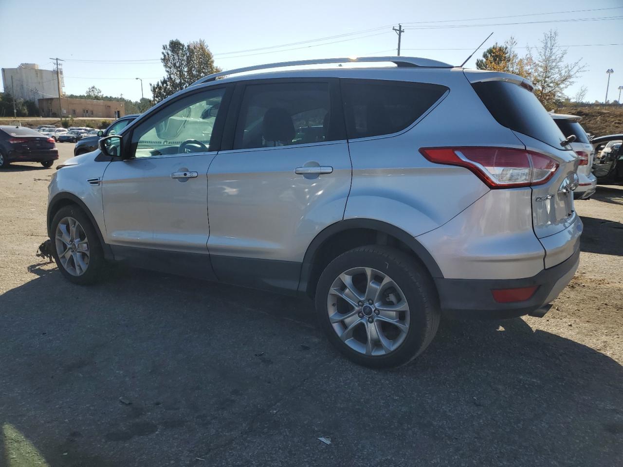 2015 Ford Escape Titanium - Image 2