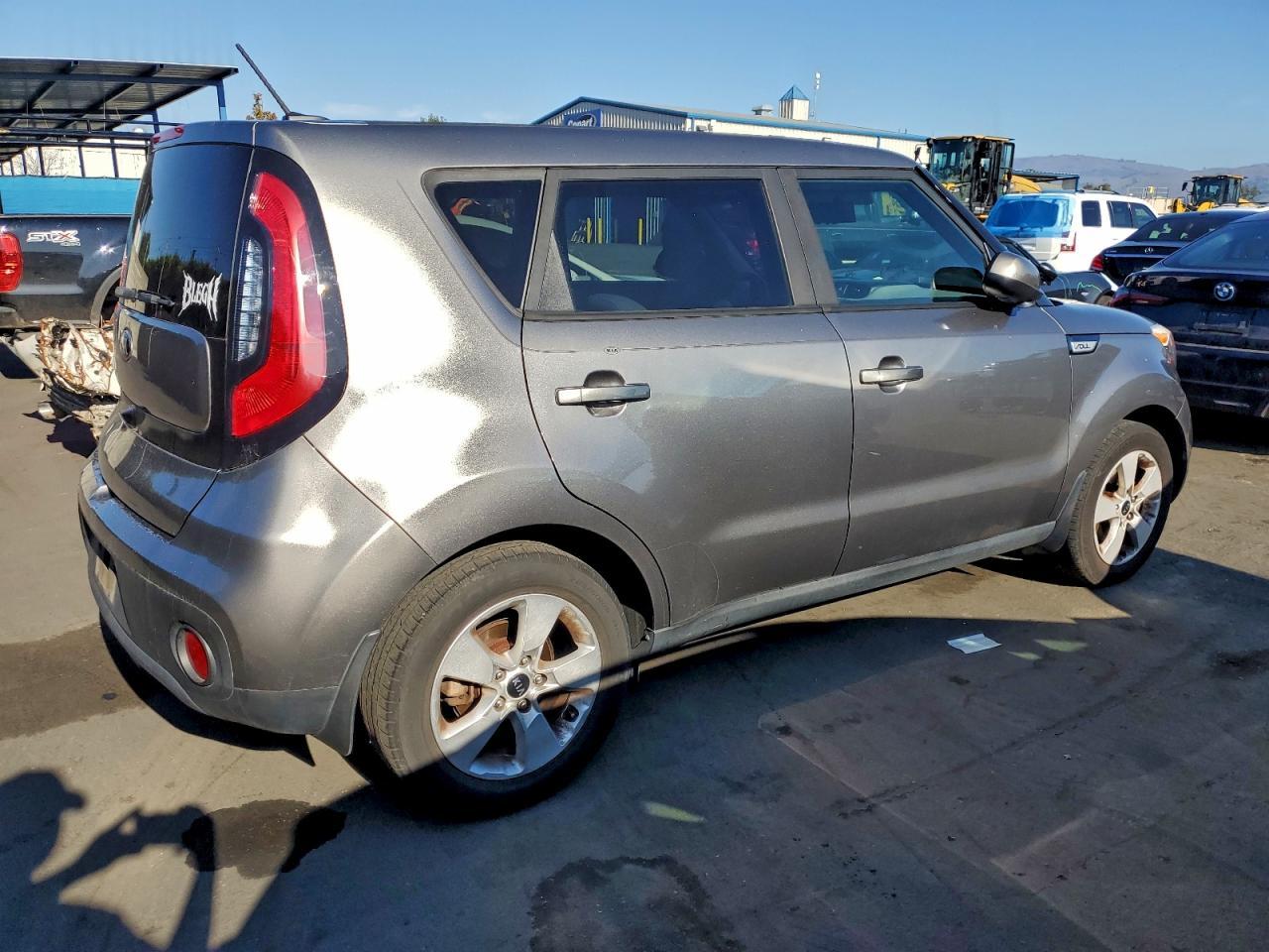 2017 Kia Soul - Image 3