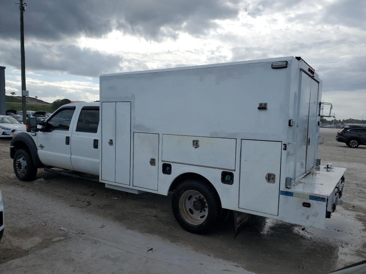 2015 Ford F450 Super Duty - Image 2