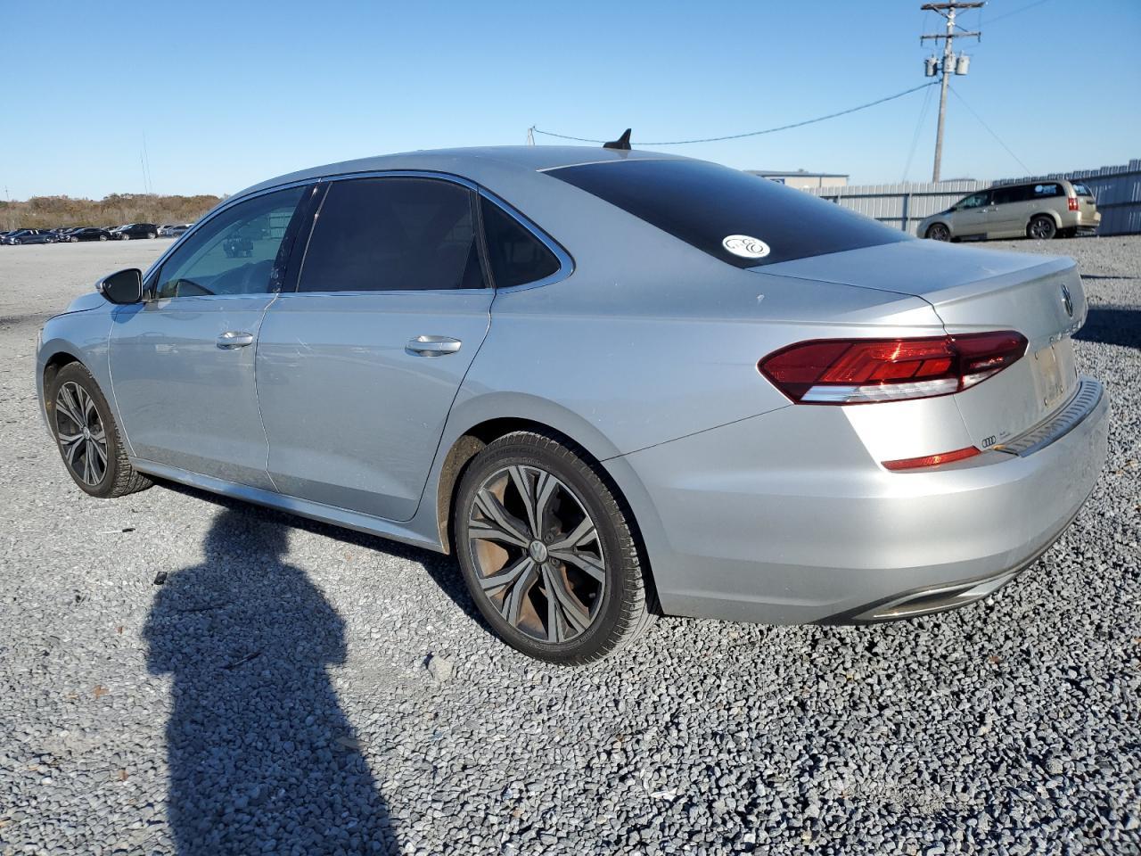 2021 Volkswagen Passat Se - Фото 2