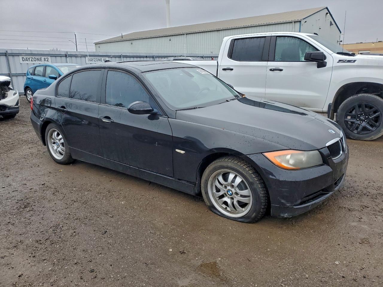 2007 BMW 323 I - Image 4
