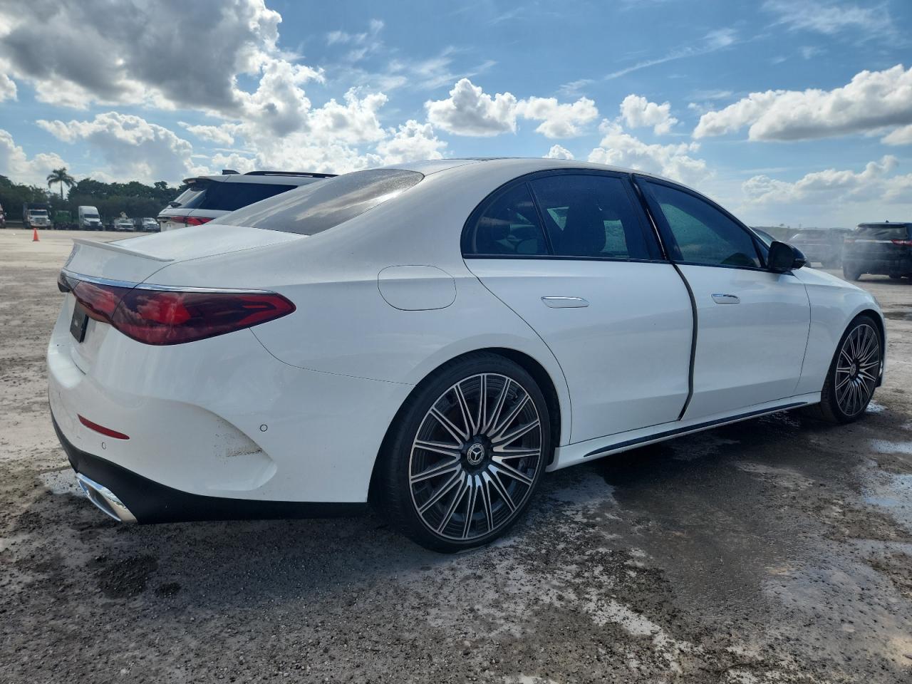 2026 Mercedes-Benz E 350 - Image 3