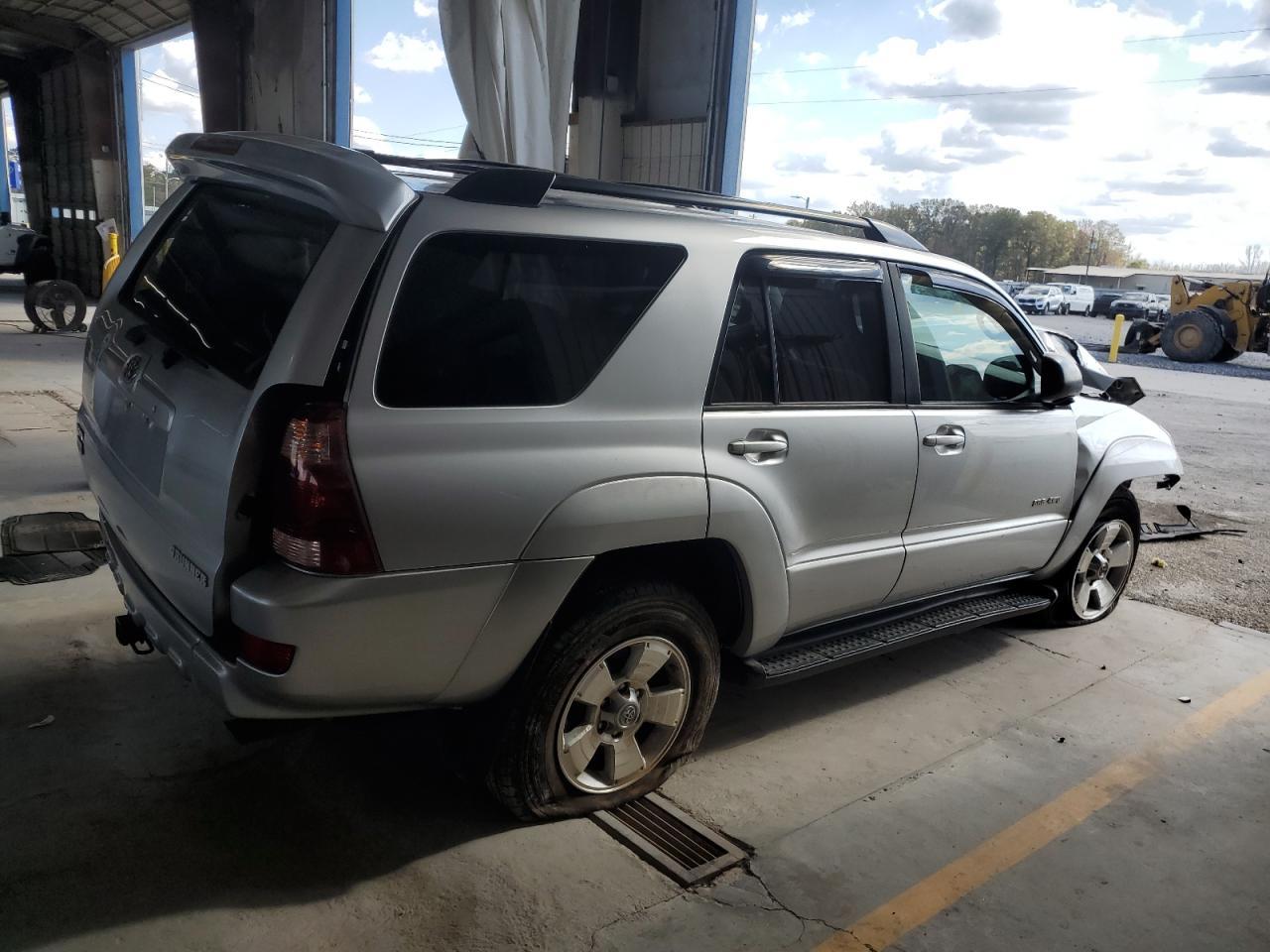 2005 Toyota 4Runner Sr5 - Фото 3