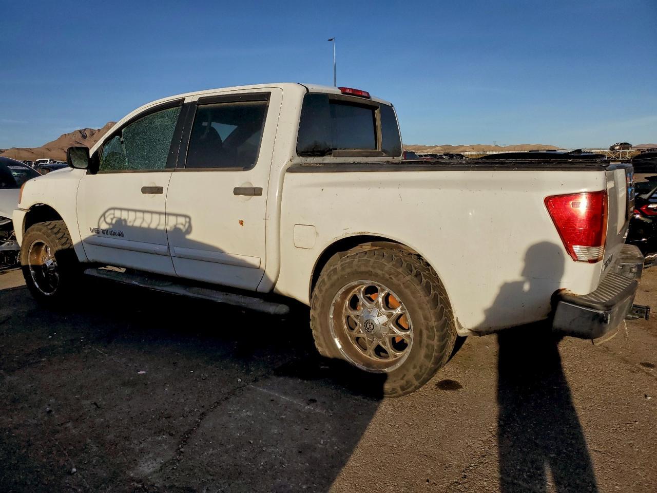 2009 Nissan Titan Xe - Image 2