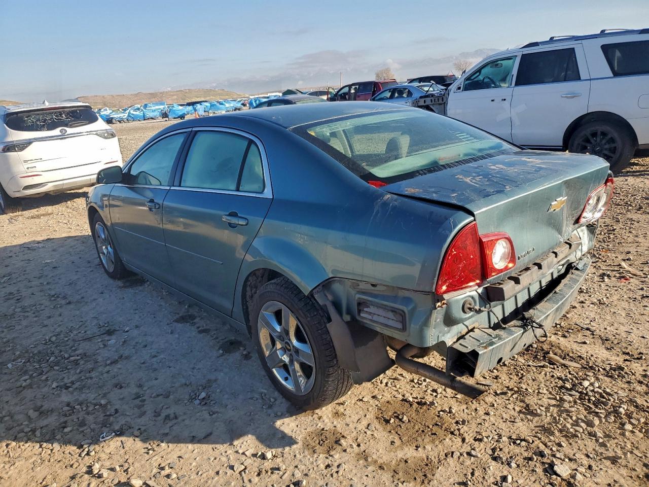 2009 Chevrolet Malibu Ls - Image 2