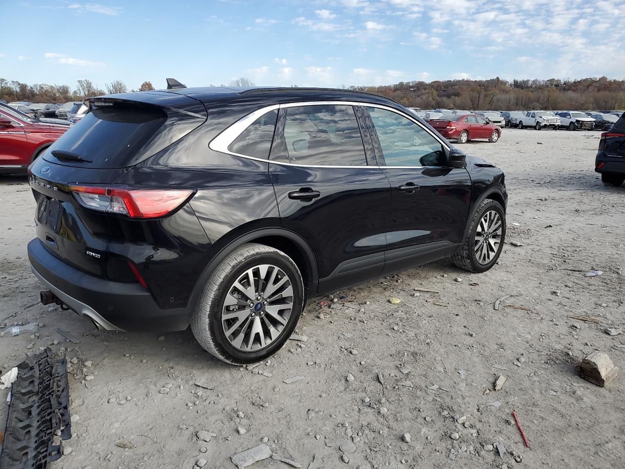2021 Ford Escape - Image 3